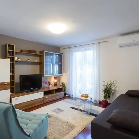 Lidija - Sea View With Exclusive Right Of Using Hot Tub Or Split Level With Exclusive Right Of Using Pool Apartamento