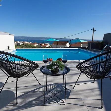 Lidija - Sea View With Exclusive Right Of Using Hot Tub Or Split Level With Exclusive Right Of Using Pool Podstrana