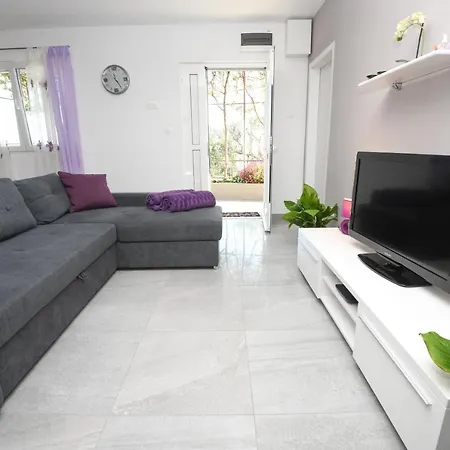 Lidija - Sea View With Exclusive Right Of Using Hot Tub Or Split Level With Exclusive Right Of Using Pool *