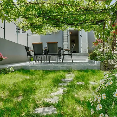 Lidija - Sea View With Exclusive Right Of Using Hot Tub Or Split Level With Exclusive Right Of Using Pool Podstrana