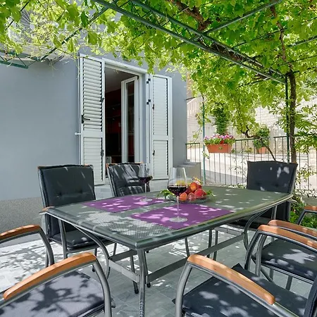 Apartamento Lidija - Sea View With Exclusive Right Of Using Hot Tub Or Split Level With Exclusive Right Of Using Pool *