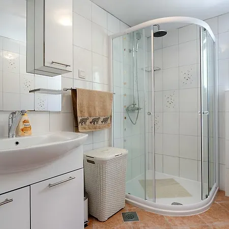 Lidija - Sea View With Exclusive Right Of Using Hot Tub Or Split Level With Exclusive Right Of Using Pool Apartamento Podstrana