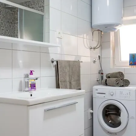 Lidija - Sea View With Exclusive Right Of Using Hot Tub Or Split Level With Exclusive Right Of Using Pool Apartamento