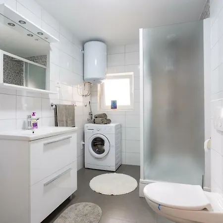 Apartamento Lidija - Sea View With Exclusive Right Of Using Hot Tub Or Split Level With Exclusive Right Of Using Pool Podstrana