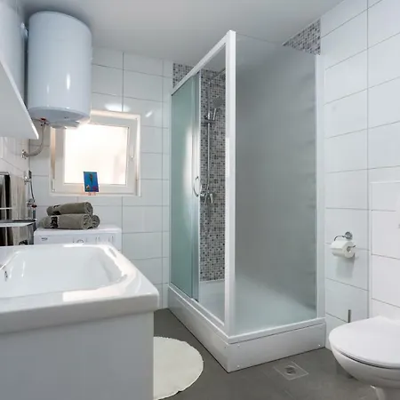Lidija - Sea View With Exclusive Right Of Using Hot Tub Or Split Level With Exclusive Right Of Using Pool Apartamento Podstrana