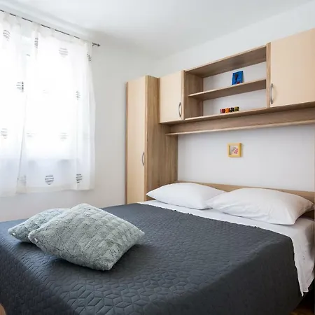 Apartamento Lidija - Sea View With Exclusive Right Of Using Hot Tub Or Split Level With Exclusive Right Of Using Pool