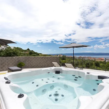 Lidija - Sea View With Exclusive Right Of Using Hot Tub Or Split Level With Exclusive Right Of Using Pool Apartamento *